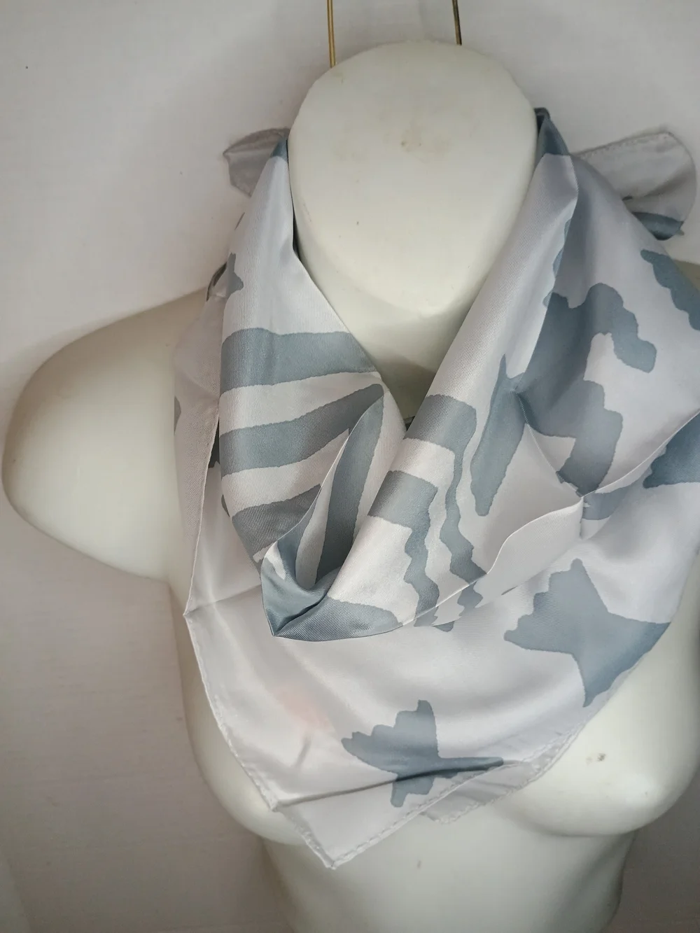Vintage Glentex Silk Blend Blue Gray Patterned Women's Scarf 20x20 New